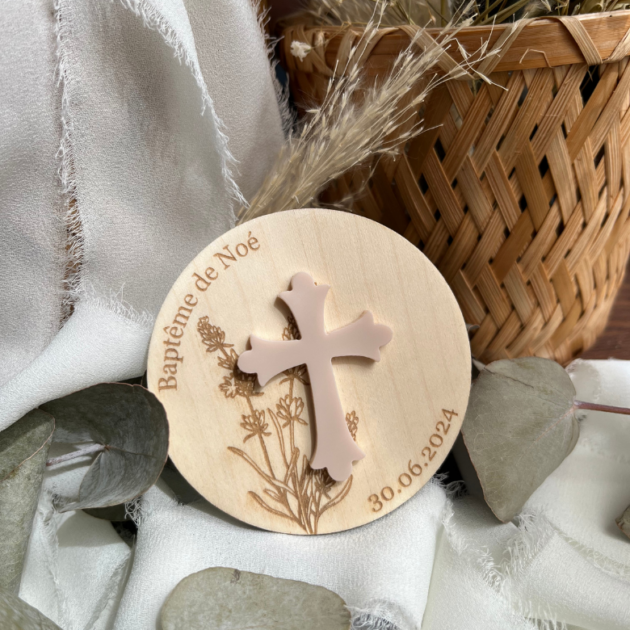 faire-part lavande personnalisable pour baptême et communion en bois clair